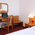 Congress & Wellness Olsanka 4* Prag