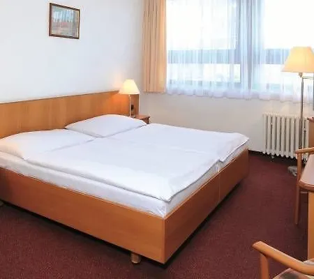 Hotel Congress & Wellness Olsanka 4*